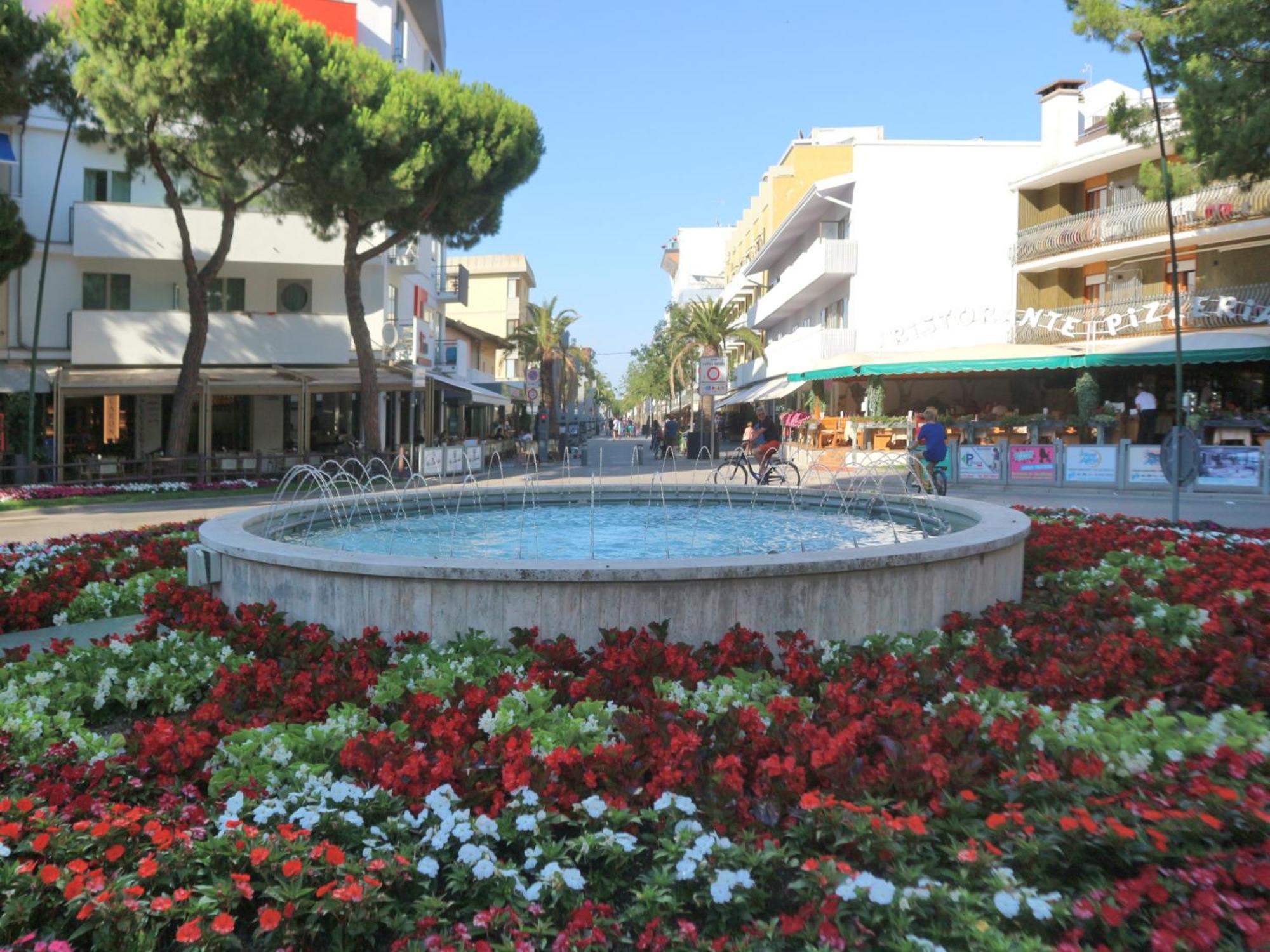 Marco Polo Apartamento Lignano Sabbiadoro Exterior foto